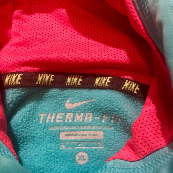 🎀 - Picture 3 of 4